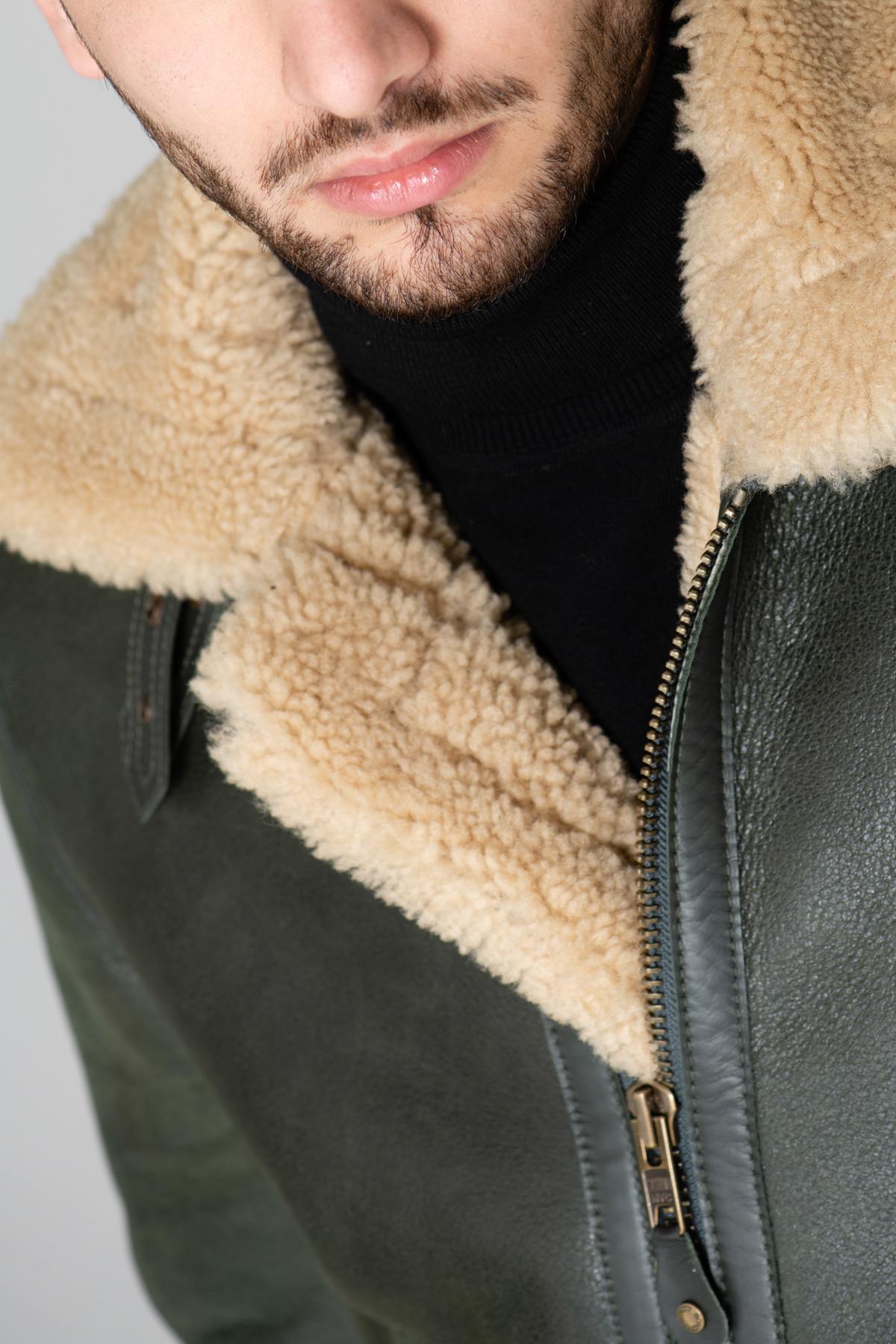 Khaki and beige shearling bomber jacket - Image n°7