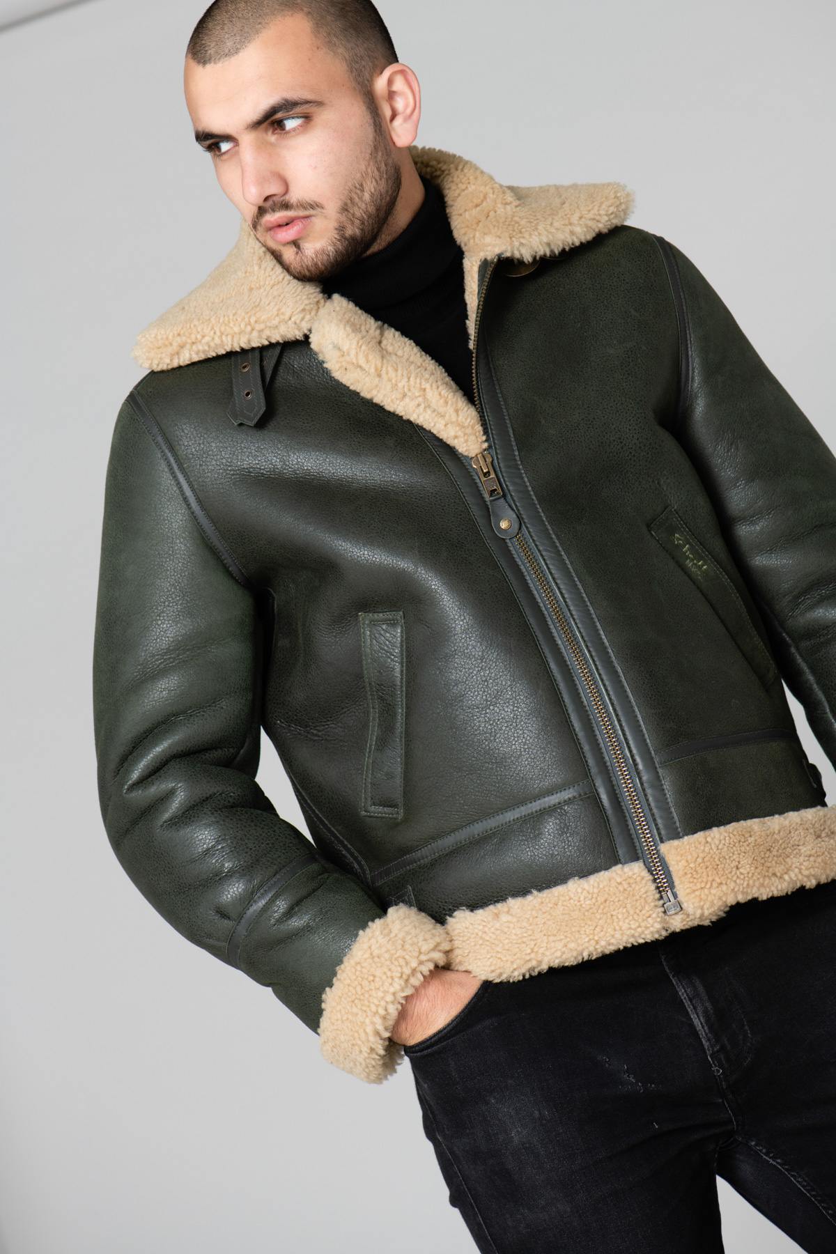 Khaki and beige shearling bomber jacket - Image n°1