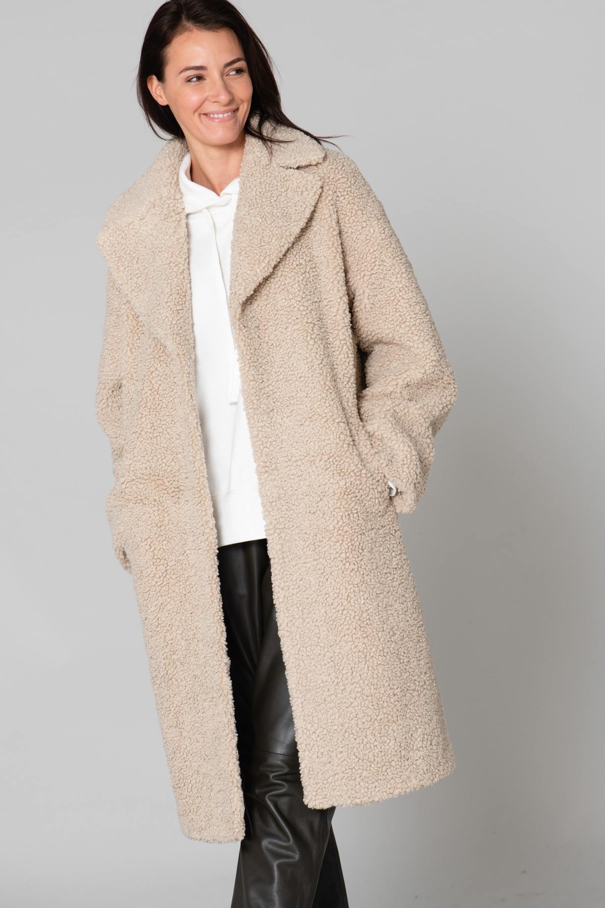 Women's faux fur coat - Image n°7