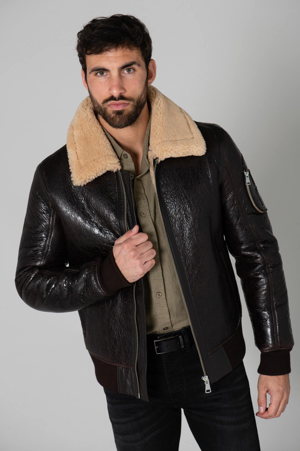 Vintage bomber jacket in shearling - Image n°1