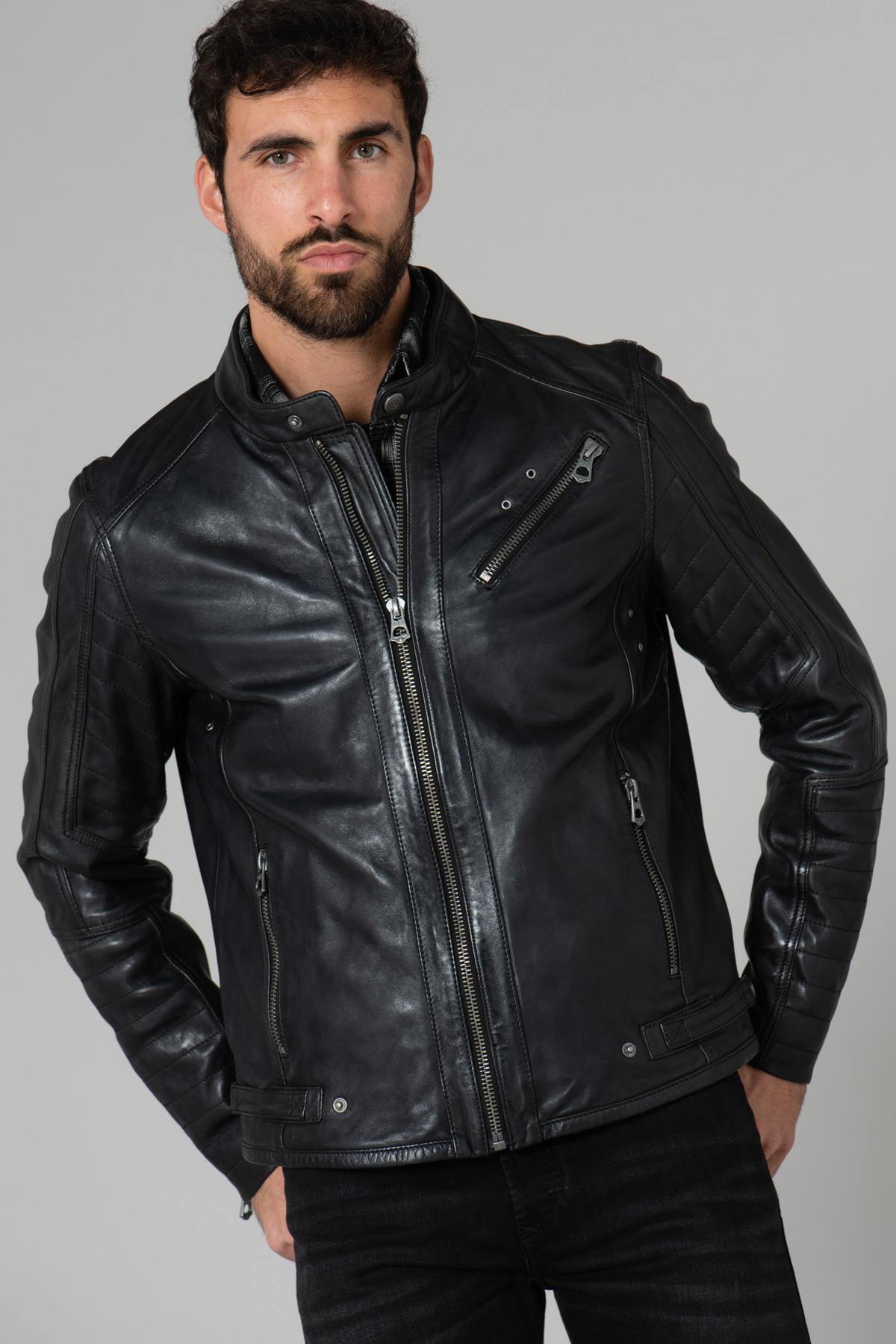 Black sheepskin leather jacket - Image n°1