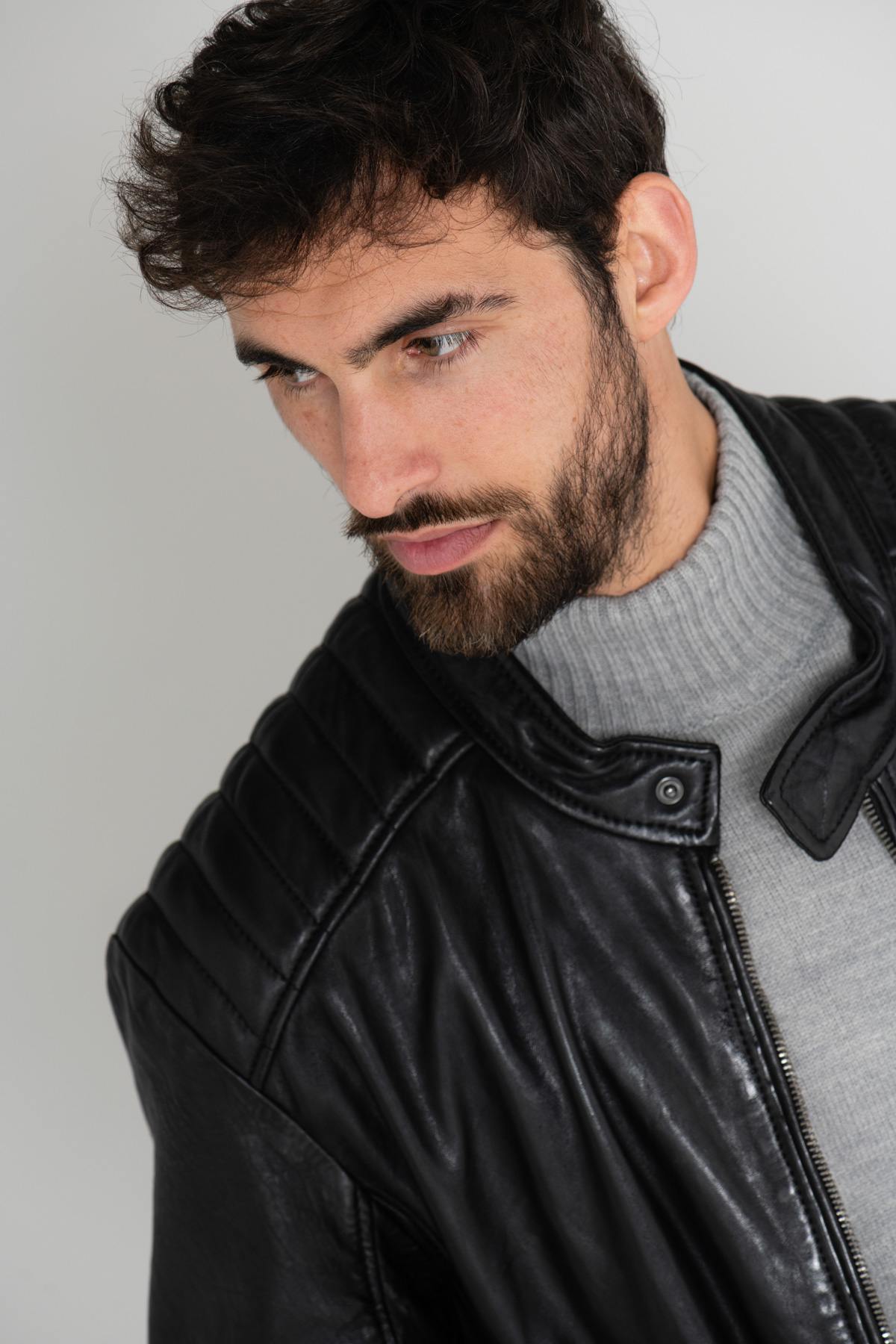 Large size leather jacket - Image n°2