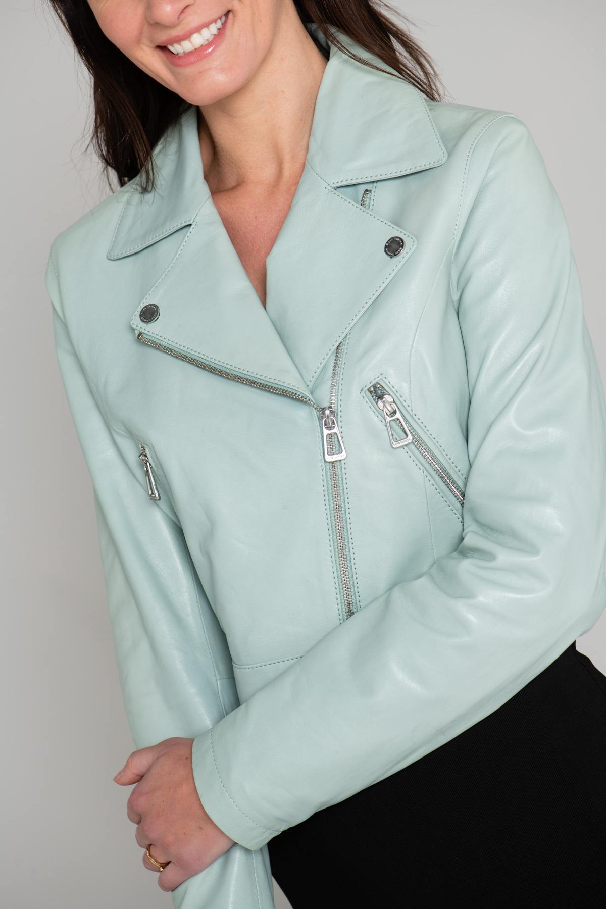 Women's pastel green leather Biker Jacket - Image n°7