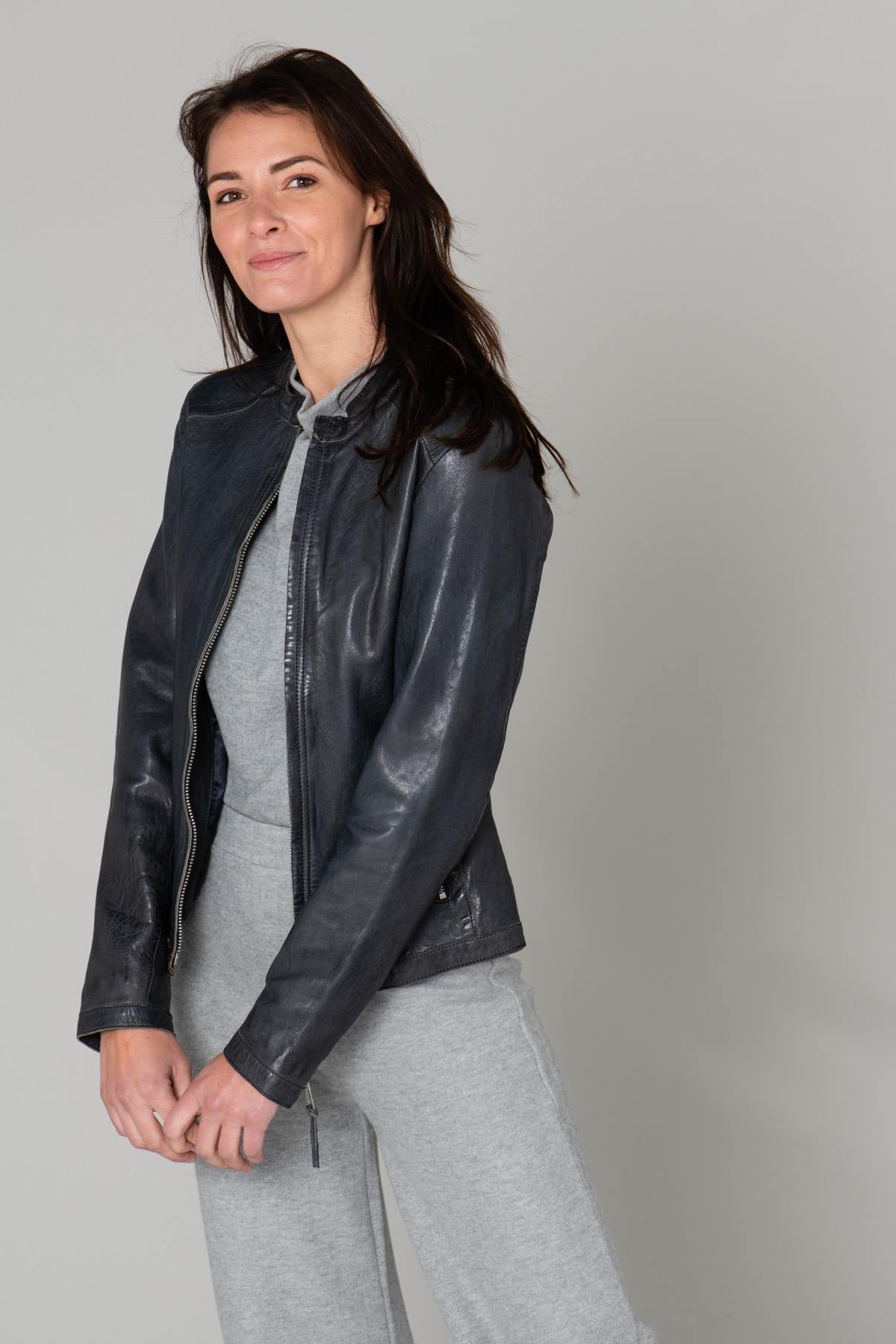 Women's navy blue leather jacket - Image n°6