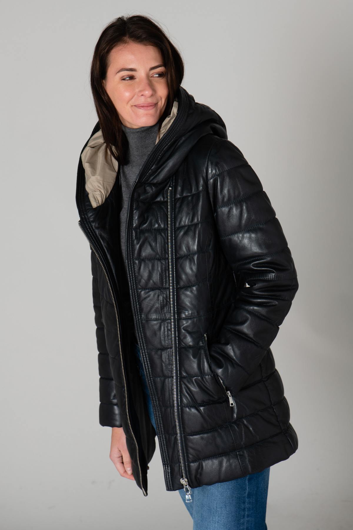 Long navy blue leather down jacket - Image n°4