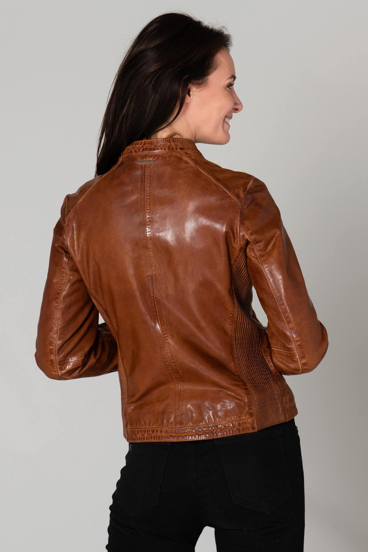 Aged cognac leather jacket - Image n°6