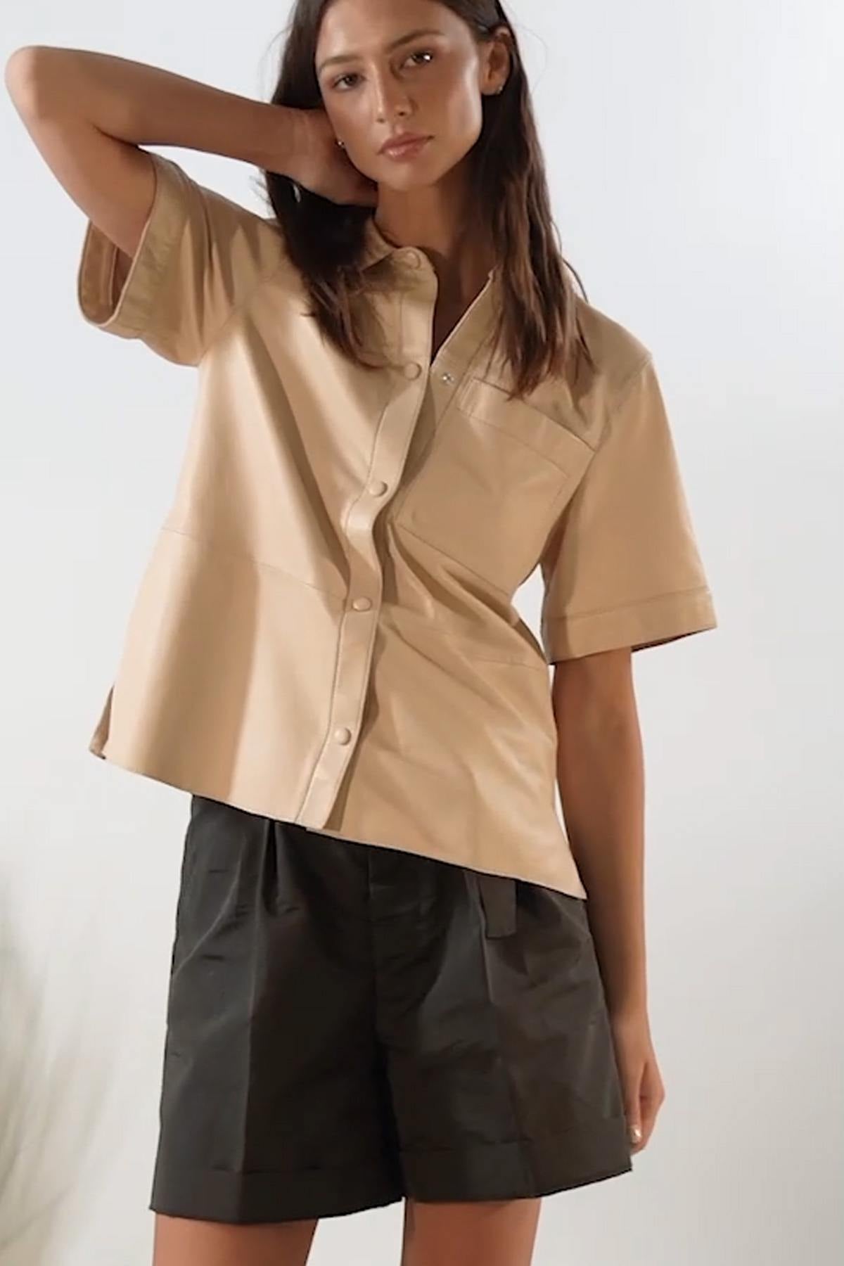 Beige leather blouse for women - Image n°1