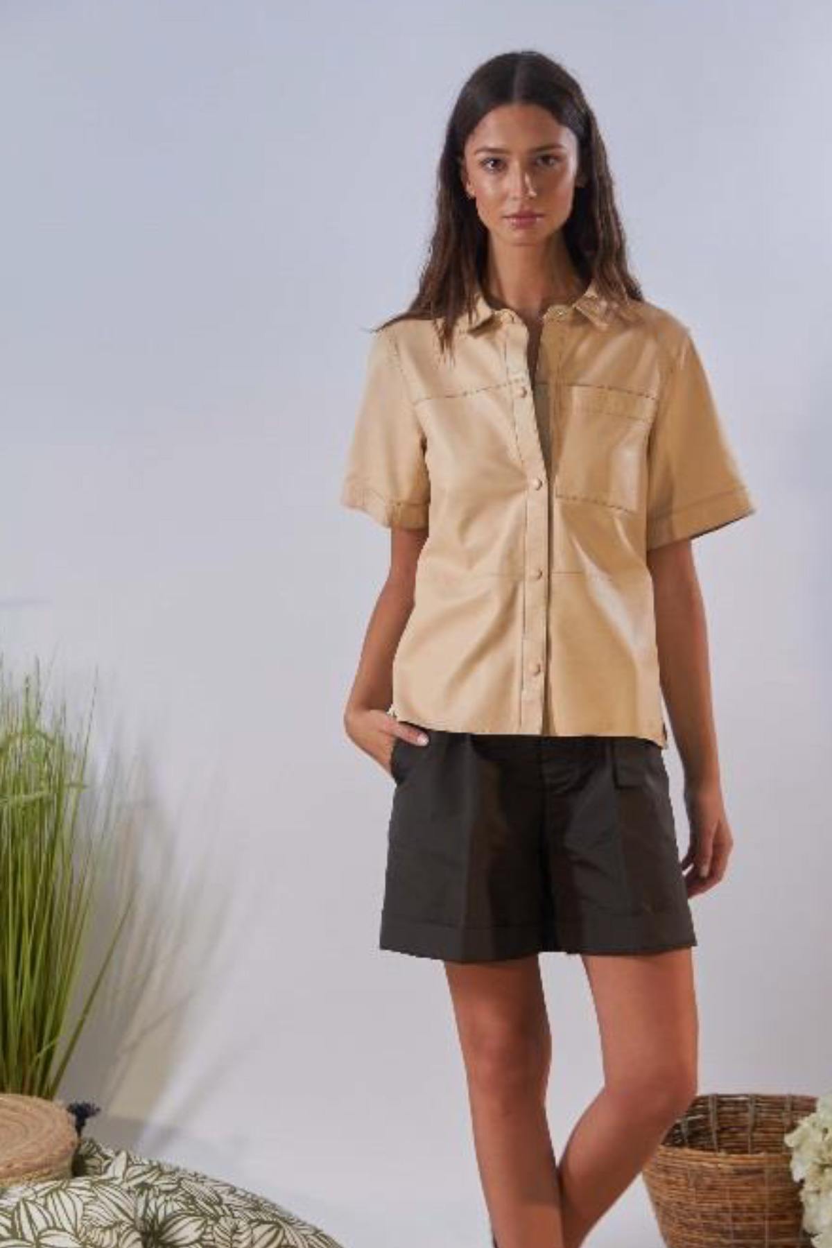 Beige leather blouse for women - Image n°3