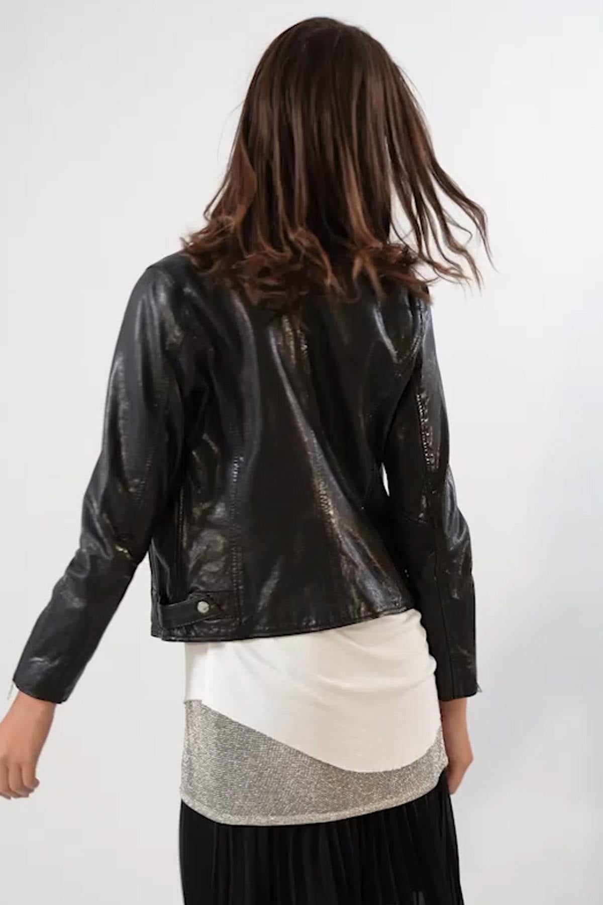 Women's black leather jacket - Image n°3