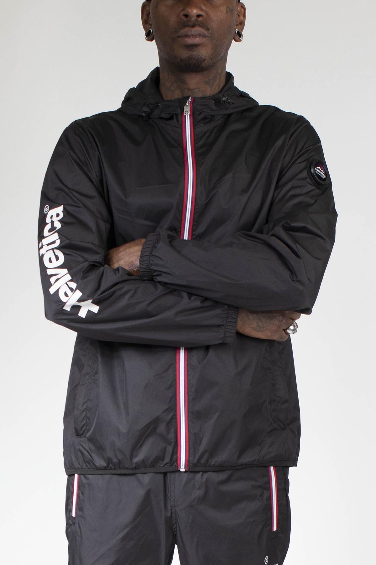 Sportswear windbreaker jacket - Image n°1