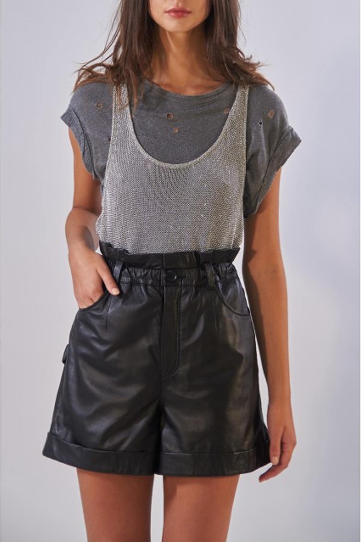 High-waisted black leather paperbag shorts - Image n°7