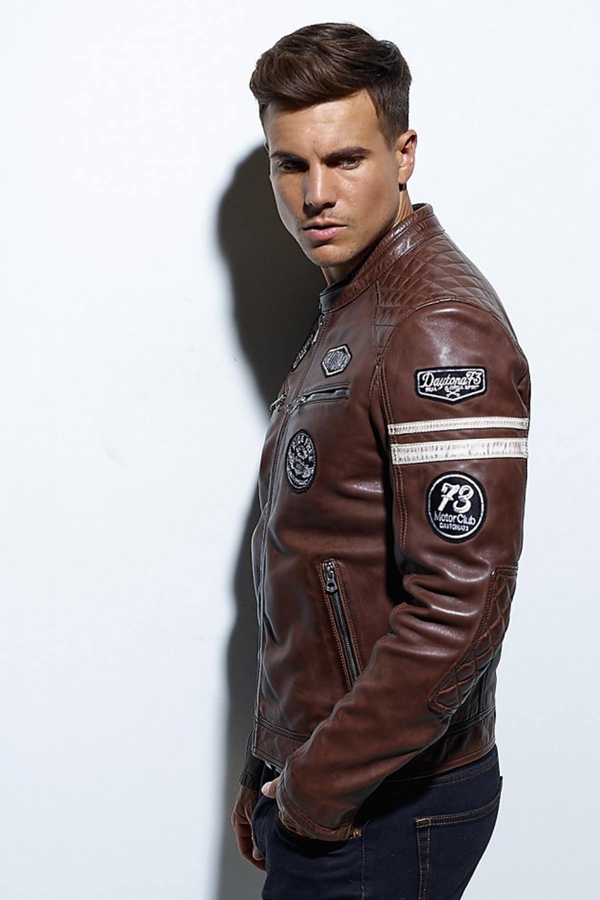 Leather jacket with vintage motorcycle patches - Image n°8