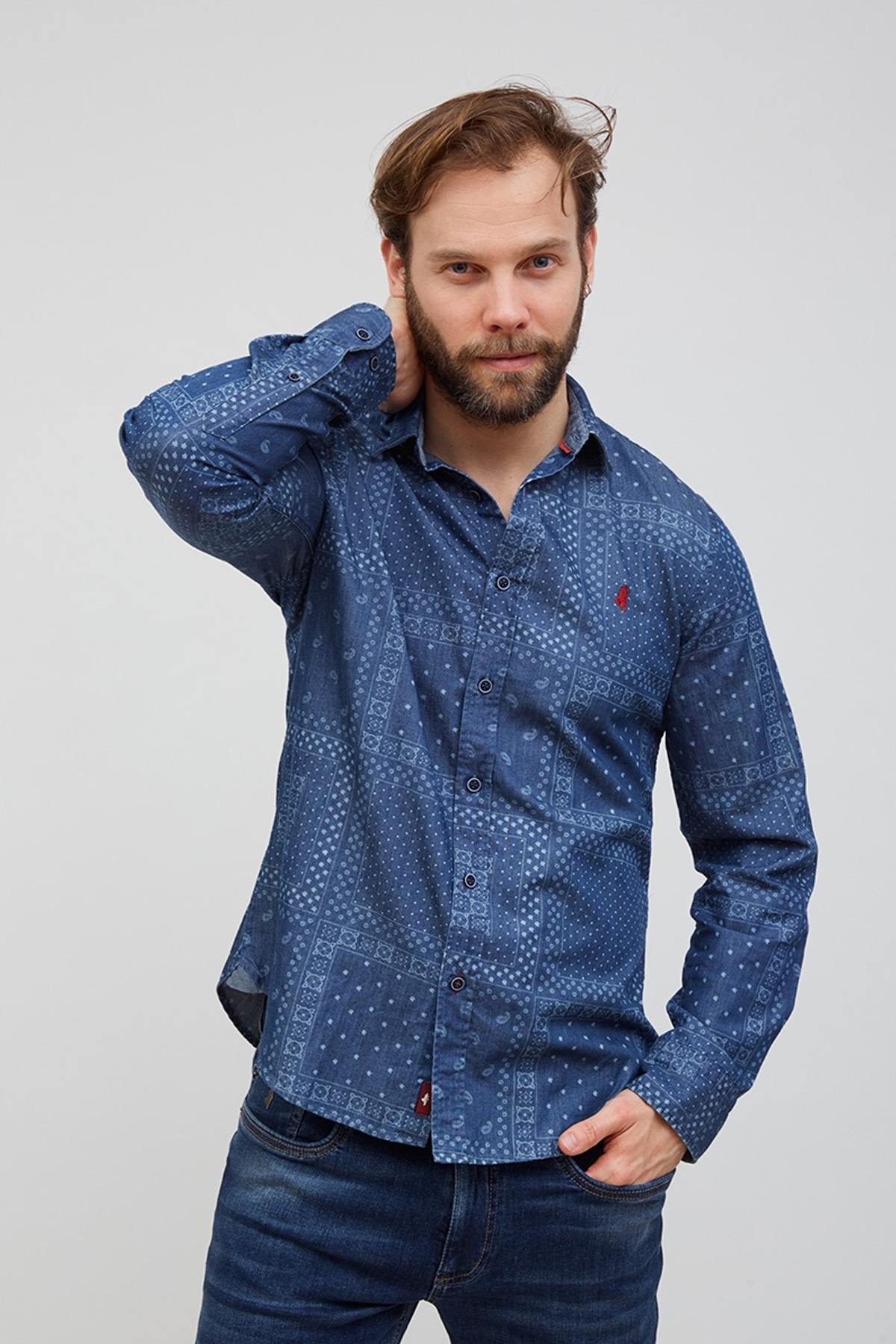 Blue bandana pattern shirt - Image n°1