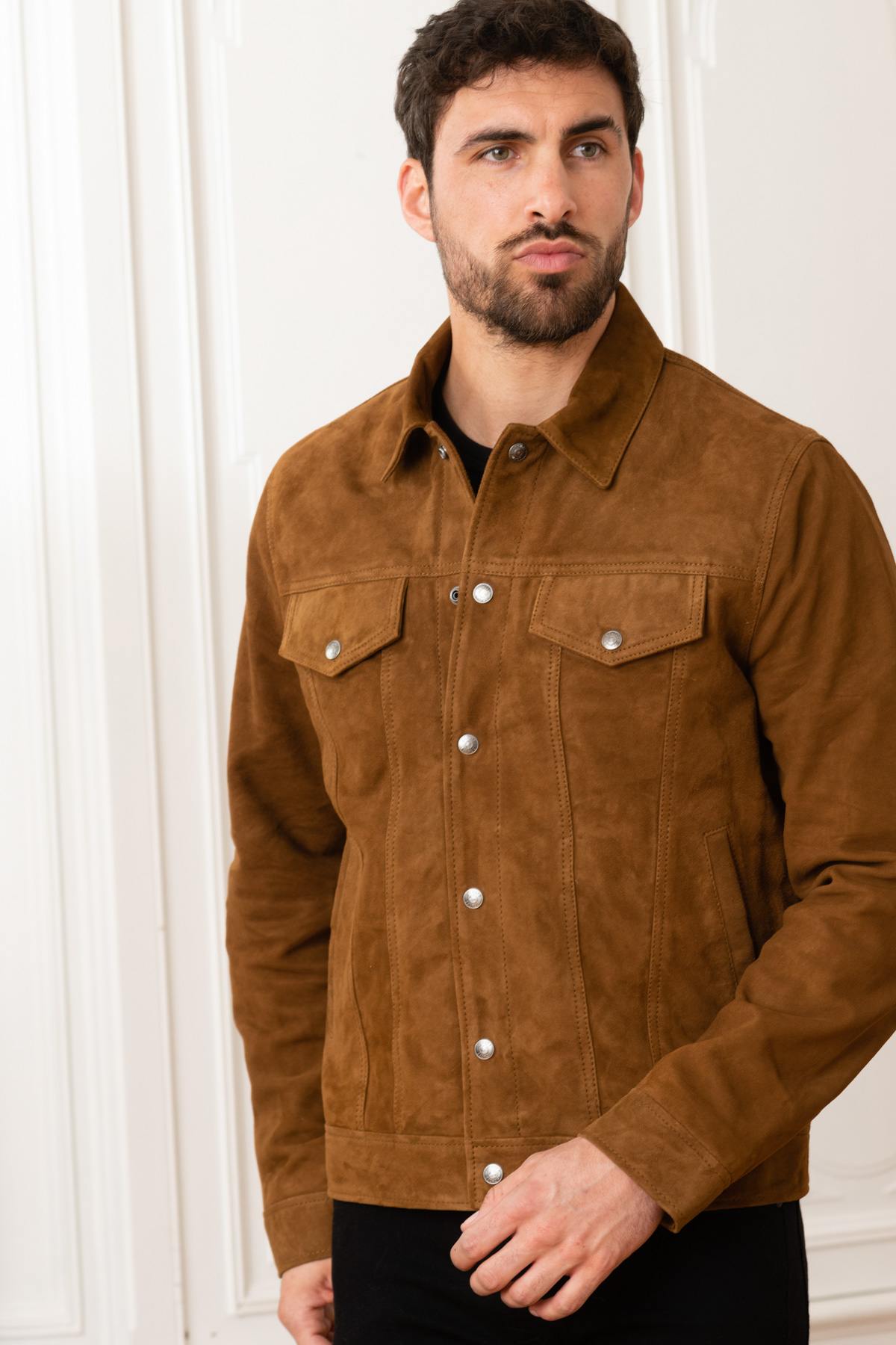 Jean-style jacket in suede leather - Image n°1