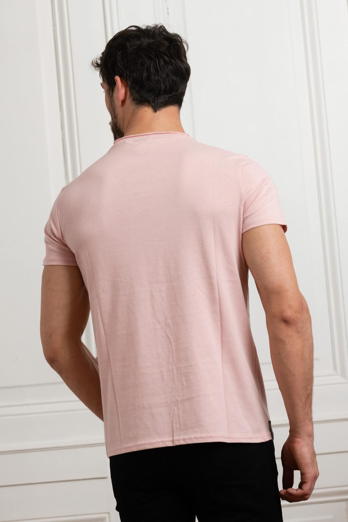 Pink V-neck t-shirt - Image n°2