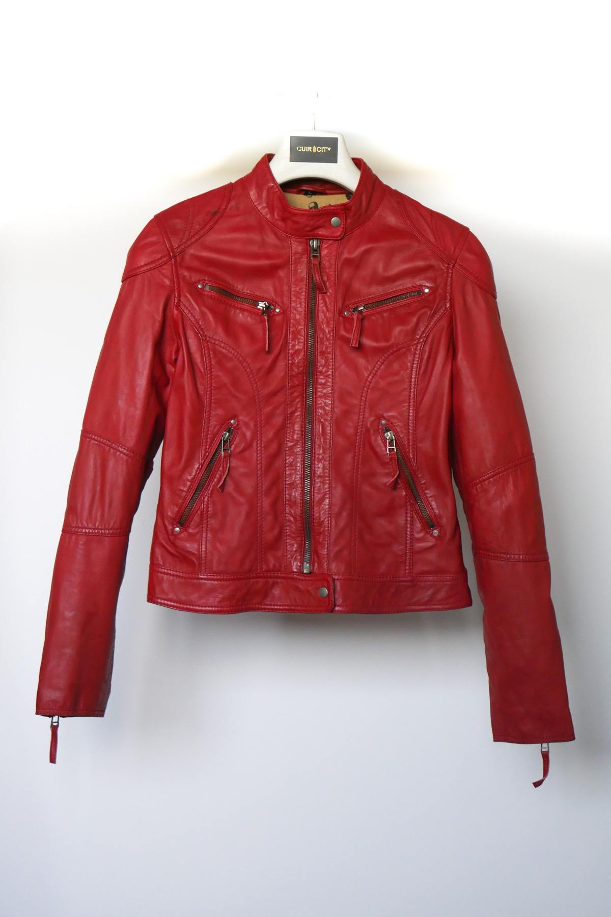 Women's red leather jacket - Image n°6