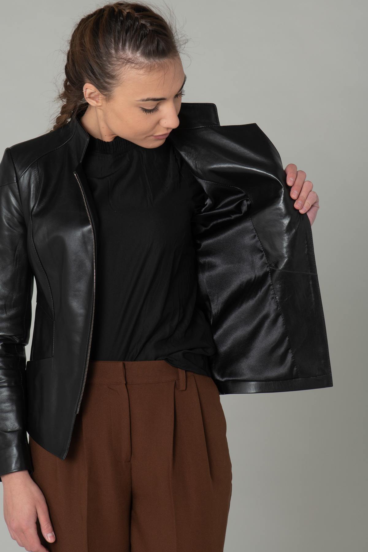 Elegant black leather jacket - Image n°6