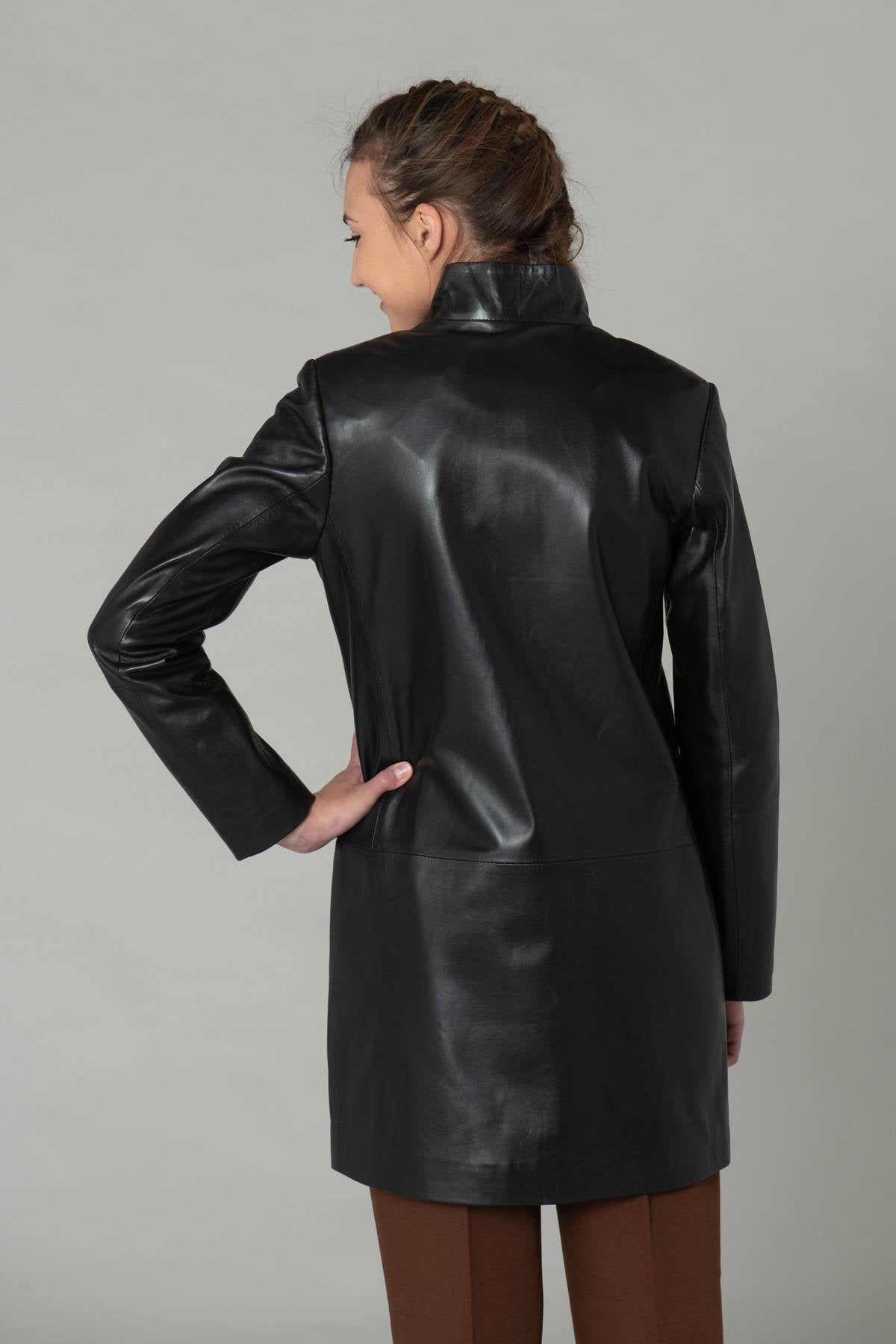 Women's black leather coat - Image n°4