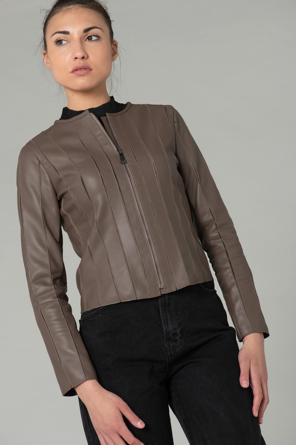 Spencer in taupe leather - Image n°7