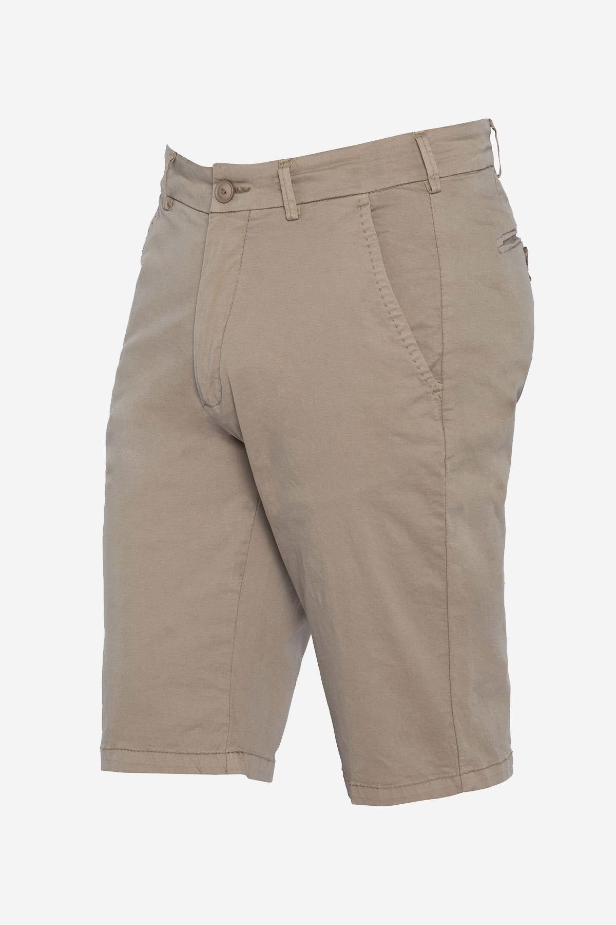 Men's beige chino shorts - Image n°1