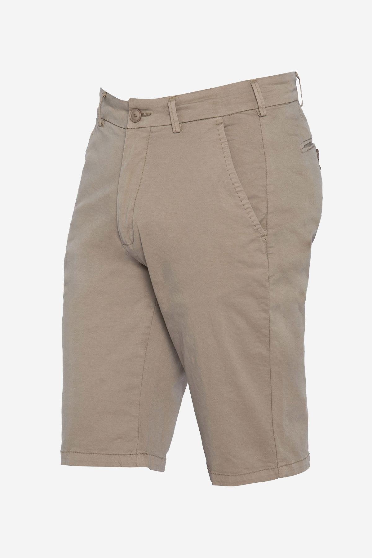 Men's beige chino shorts - Image n°1