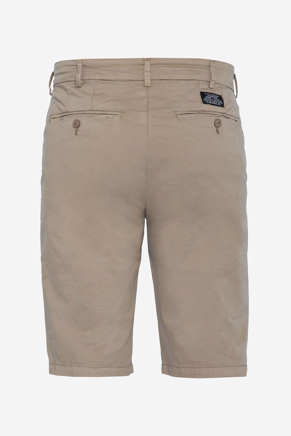 Men's beige chino shorts - Image n°4