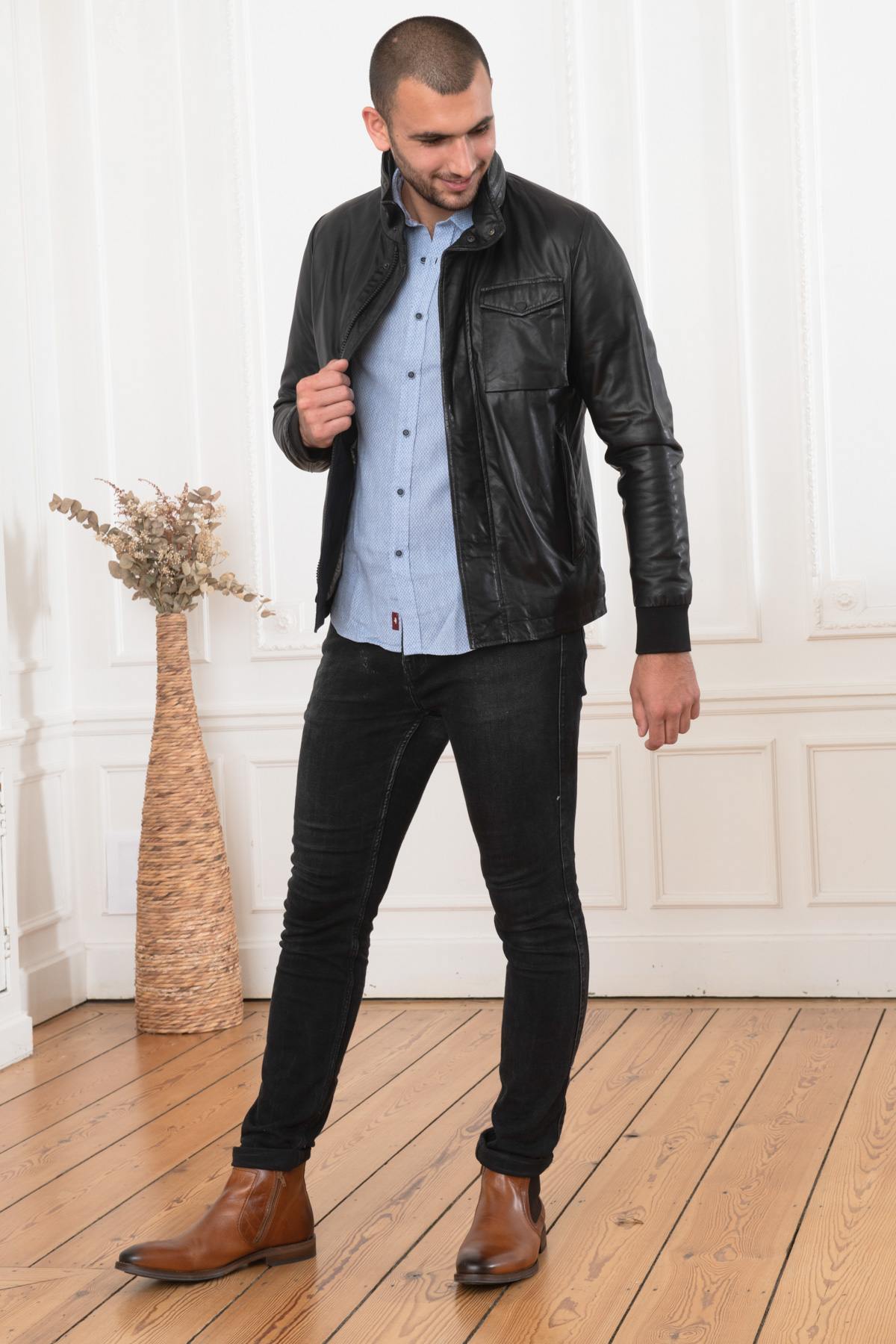 Stand-up collar jacket in black lambskin - Image n°2