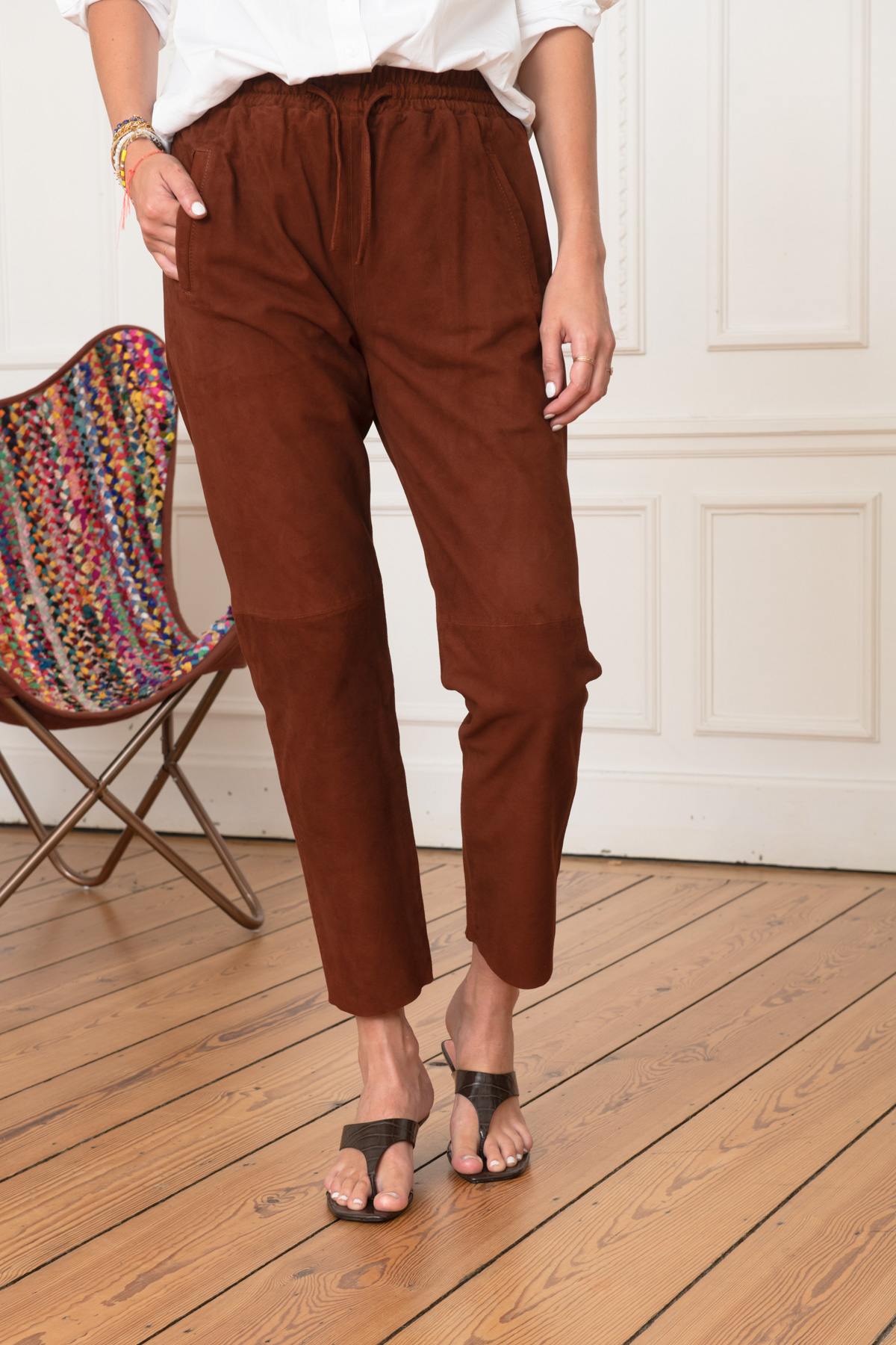 Brown suede leather pants - Image n°7