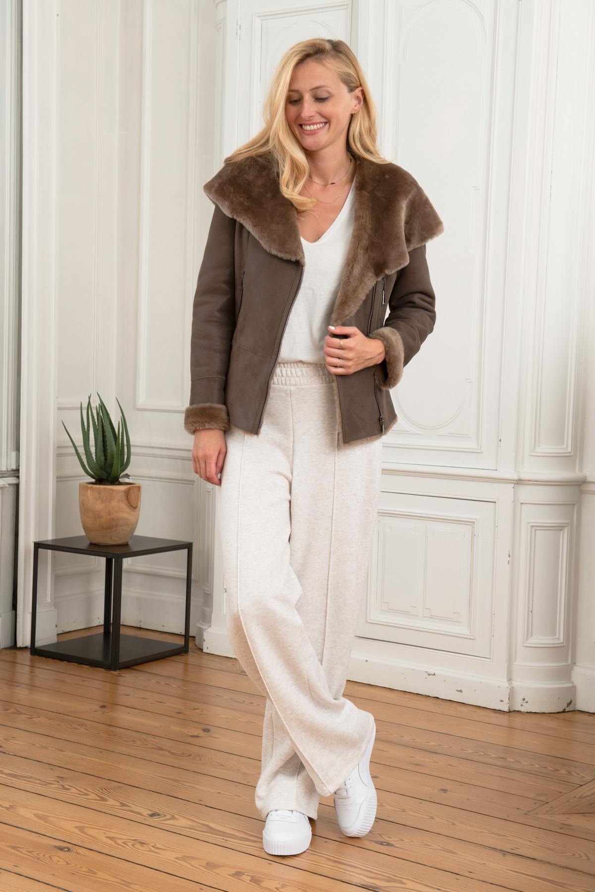 Luxury woolen lambskin jacket - Image n°2