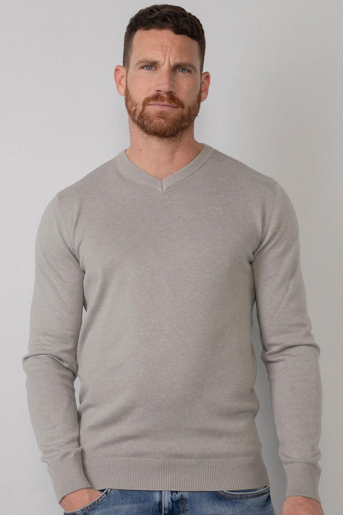 Light gray fine knit sweater - Image n°1