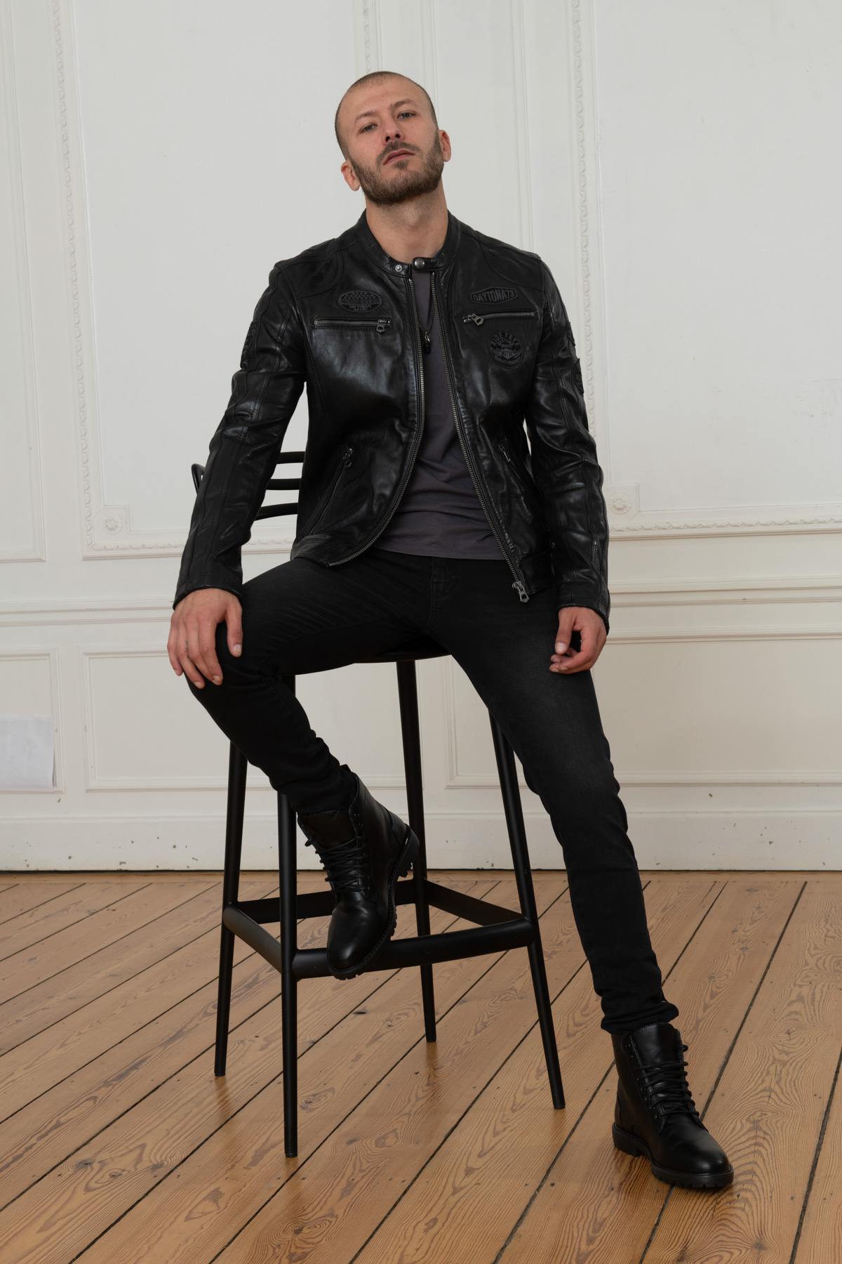 Men's black leather jacket - Image n°8