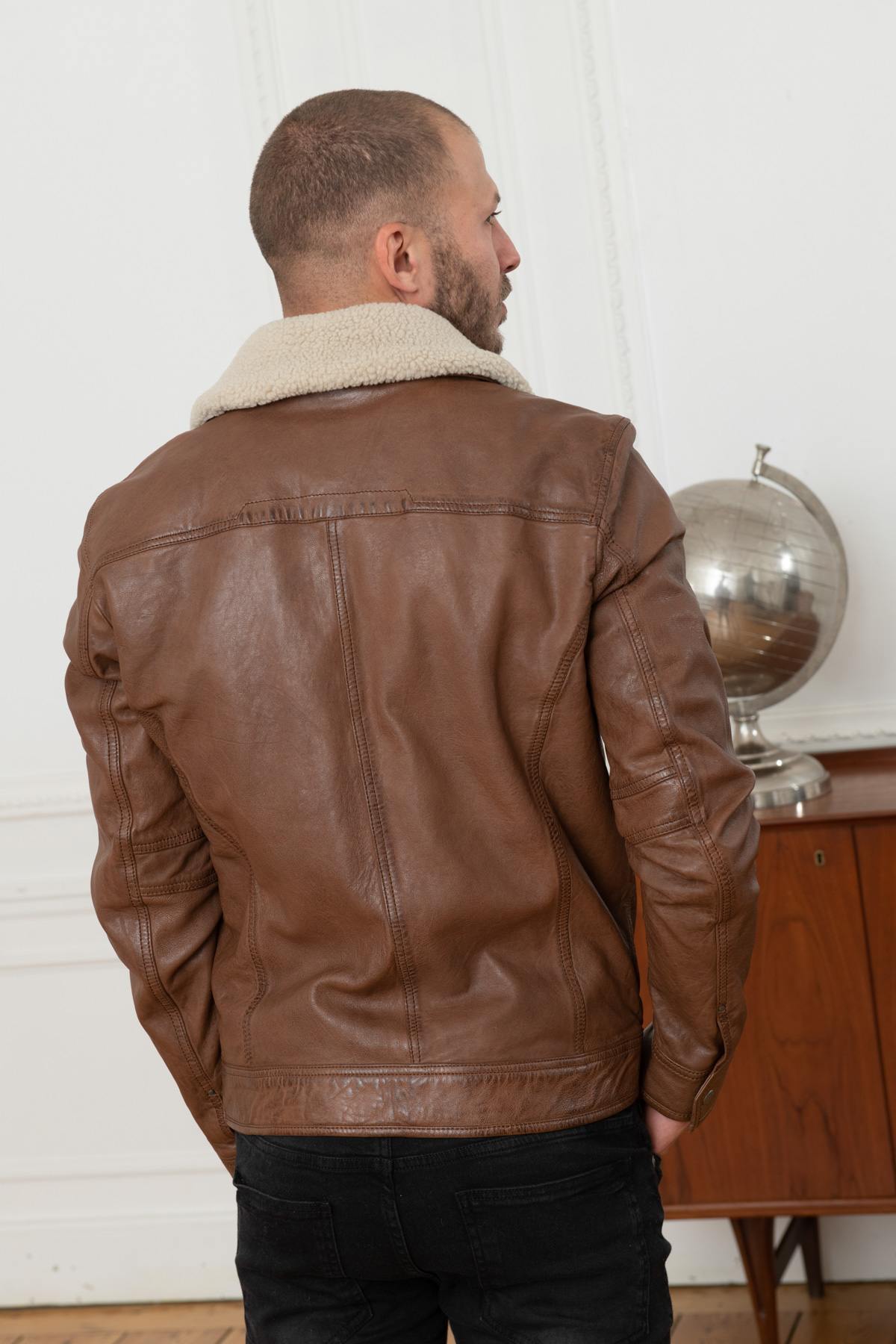 Brown leather jacket with fur collar - Image n°9