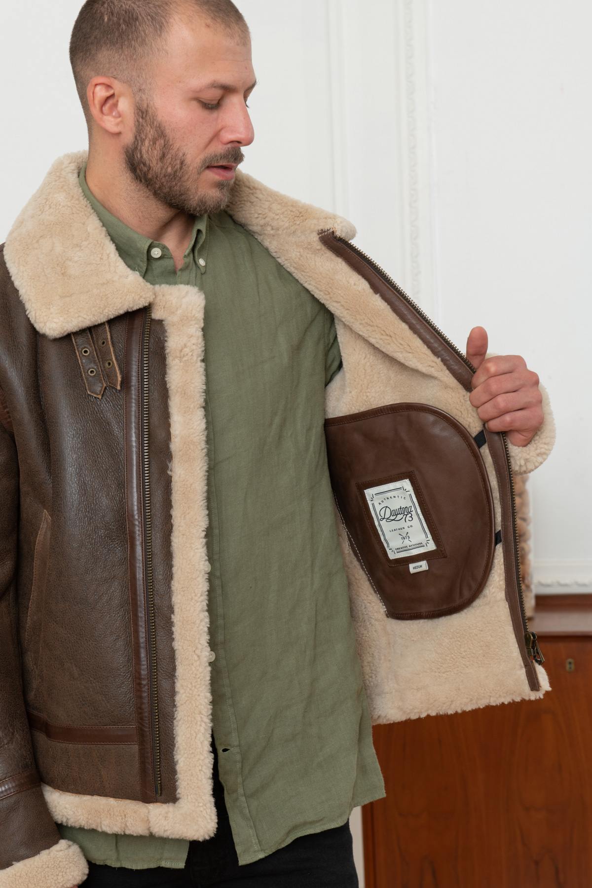 Men's bomber jacket in shearling - Image n°4