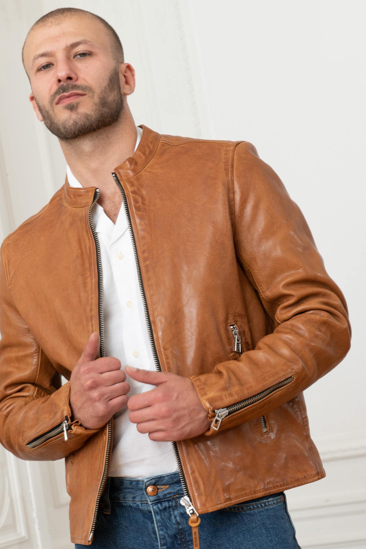 Eco-responsible leather jacket - Image n°1