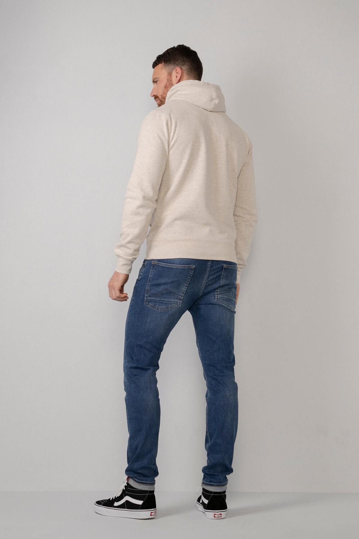 Hooded sweatshirt with belly pocket - Image n°4