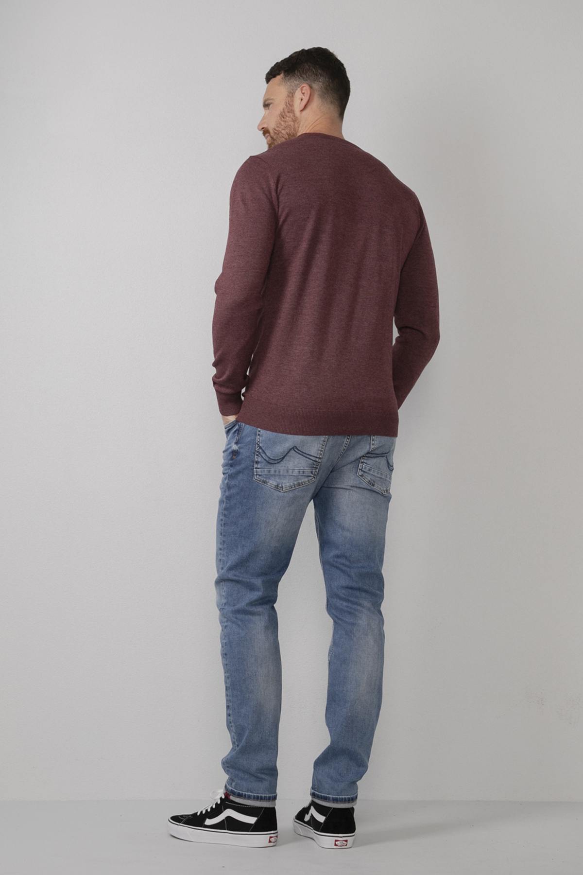 Burgundy V-neck knit sweater - Image n°3