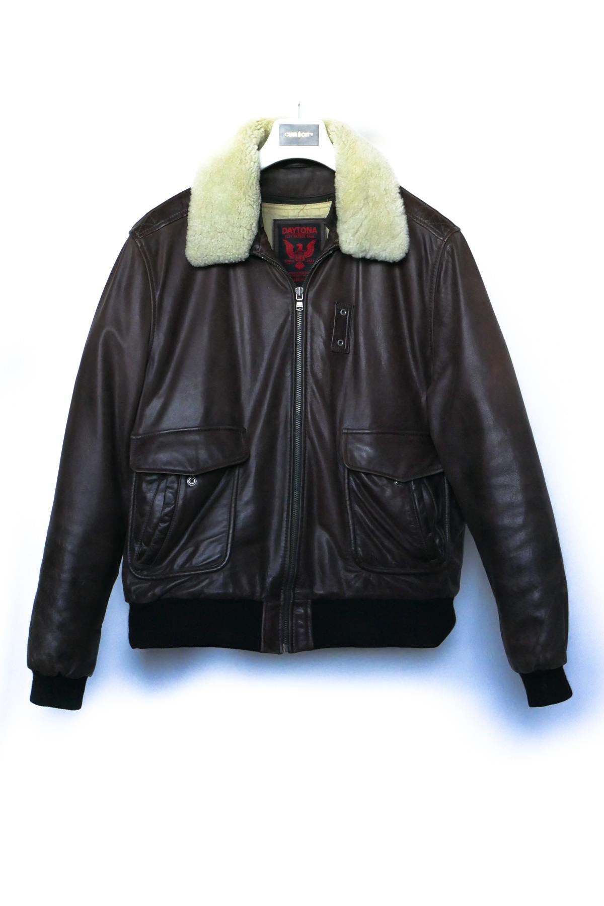 Men's fur collar aviator in cowhide leather - Image n°3