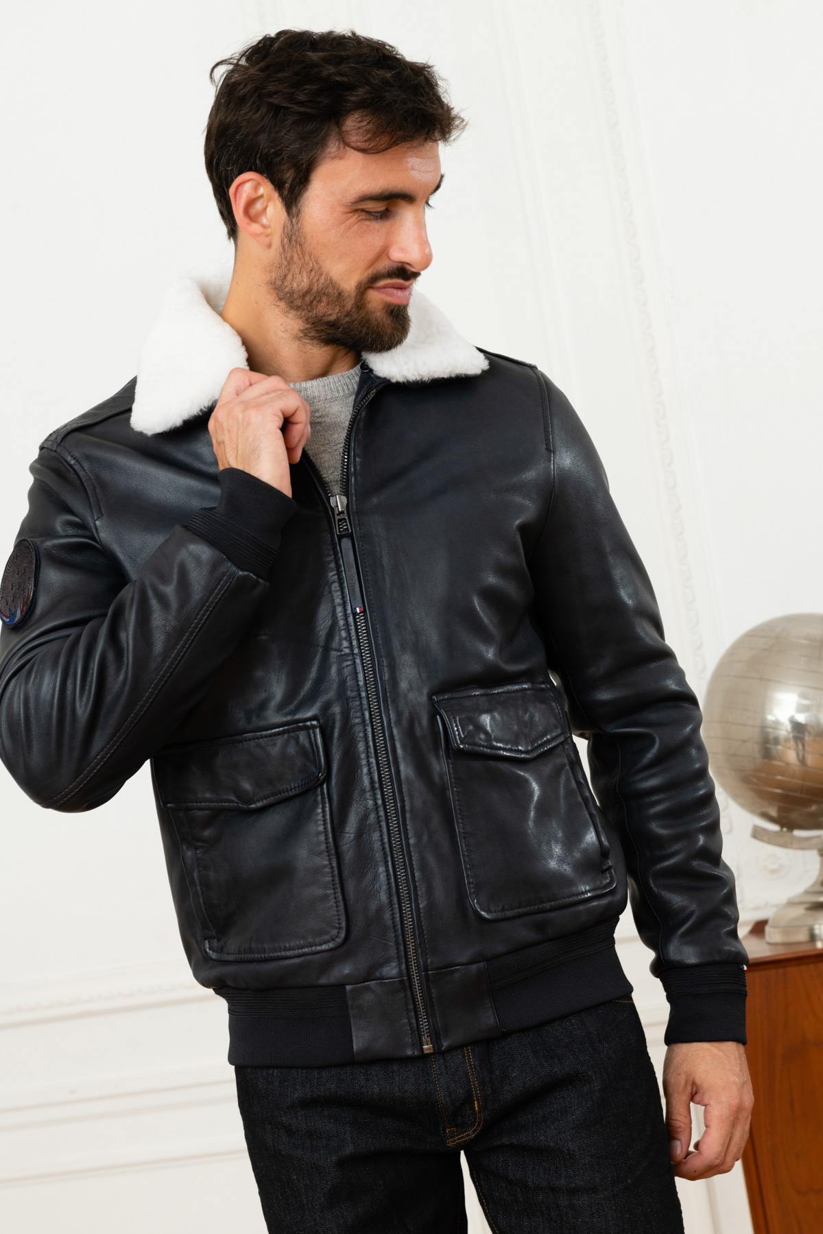 Blue leather jacket from the Patrouille de France - Image n°8