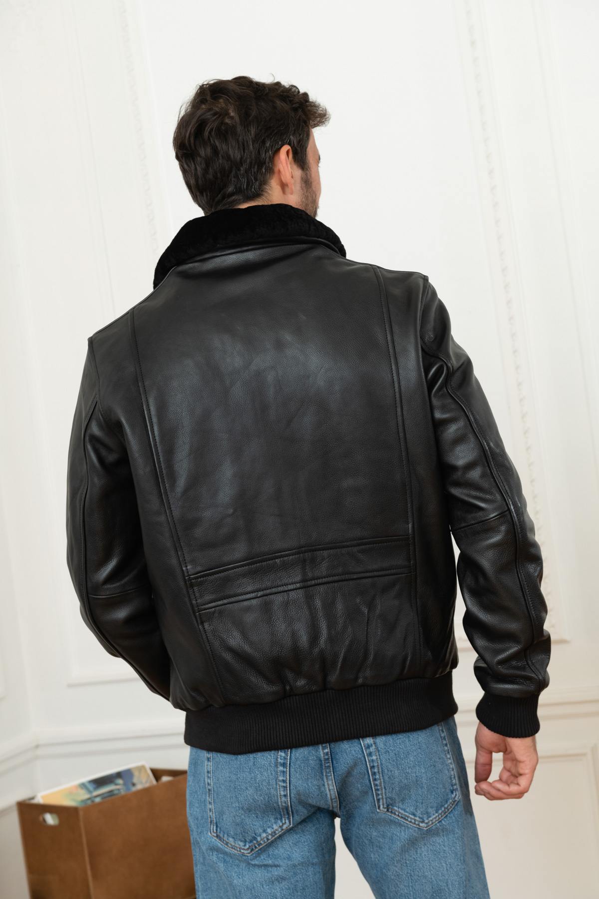 Diving cowhide leather bomber jacket - Image n°6