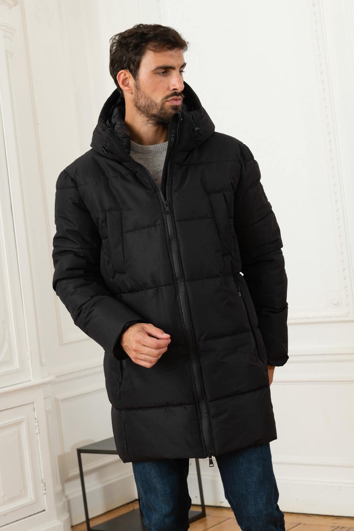 Long down jacket with hood - Image n°1