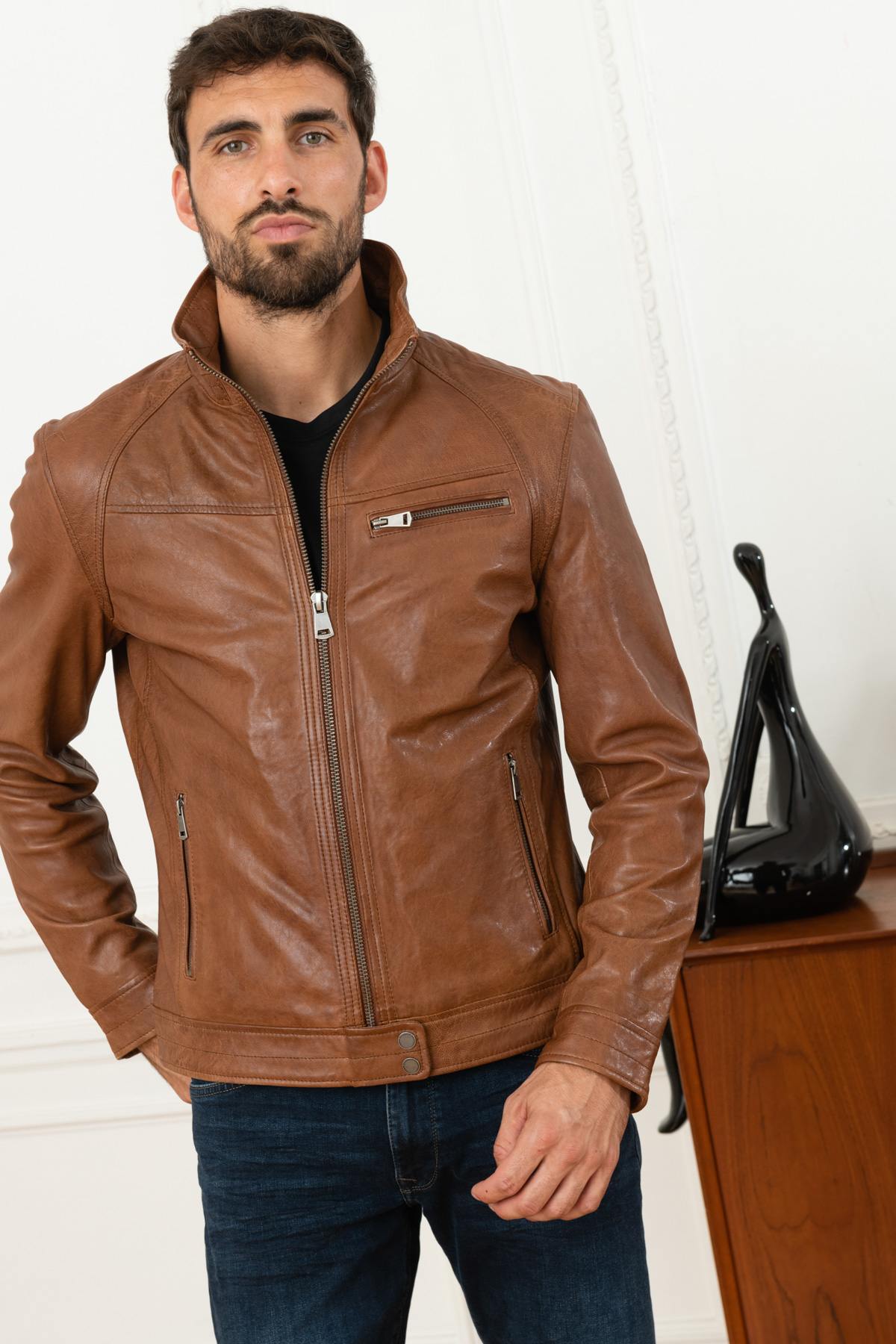 Cognac leather jacket tanned without chemical materials - Image n°5