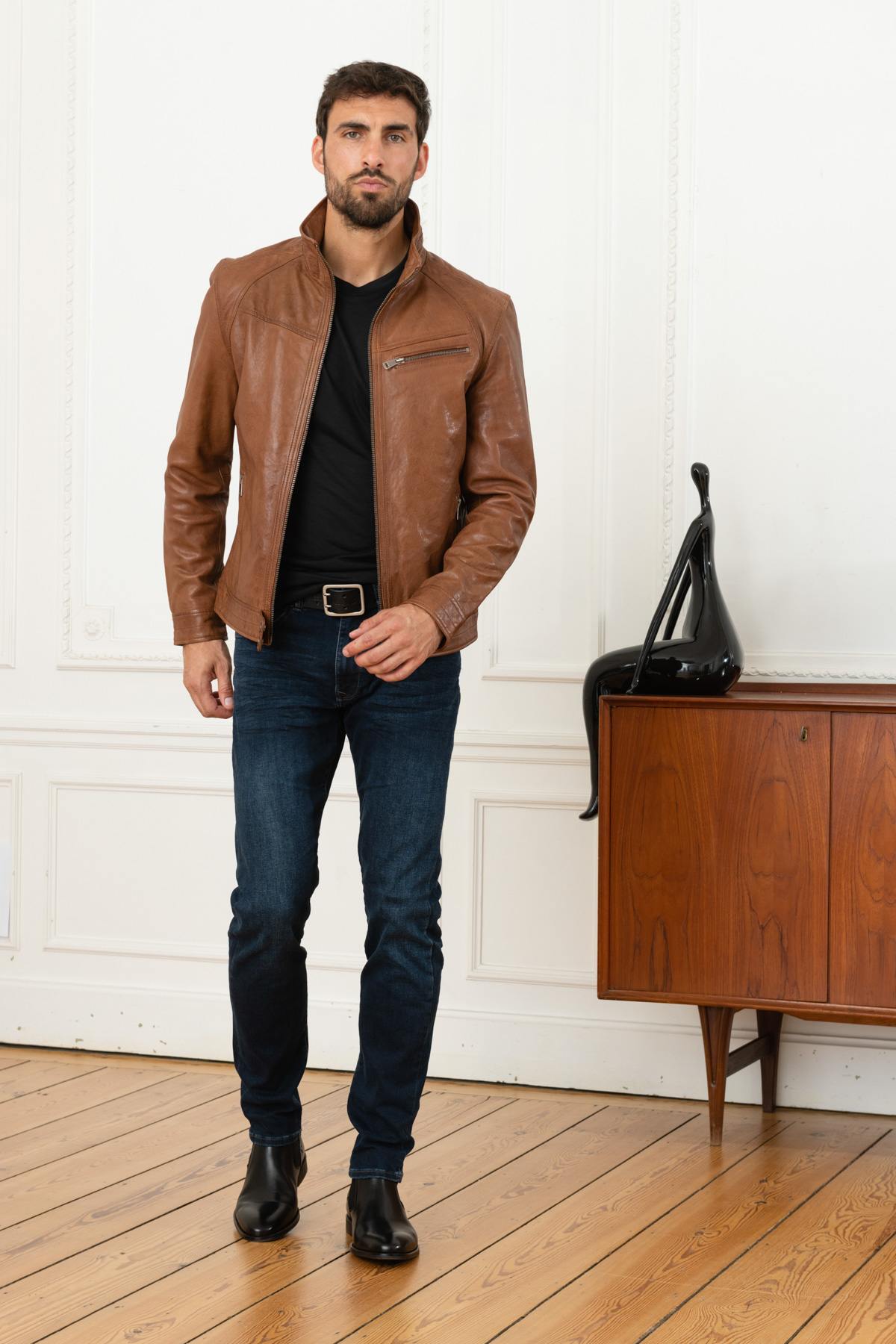 Cognac leather jacket tanned without chemical materials - Image n°2