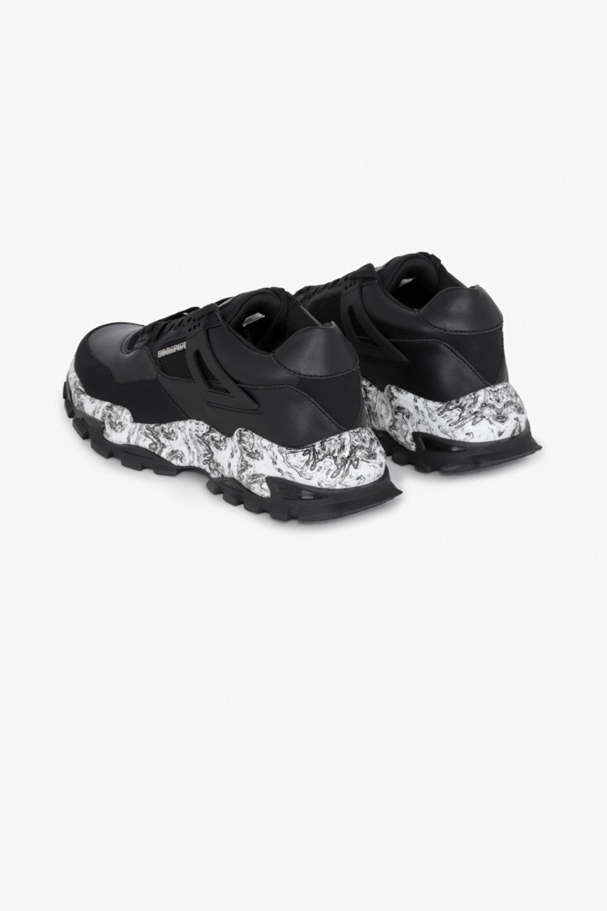 Black urban sneakers and printed soles - Image n°6