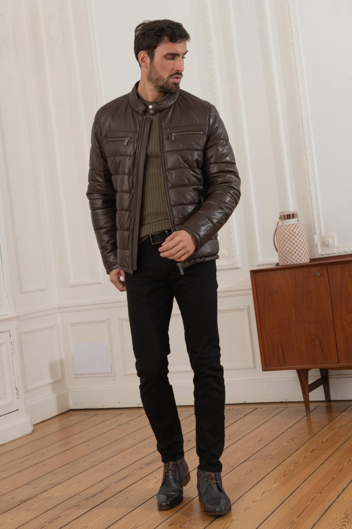 Mid-length down jacket in brown genuine leather - Image n°2