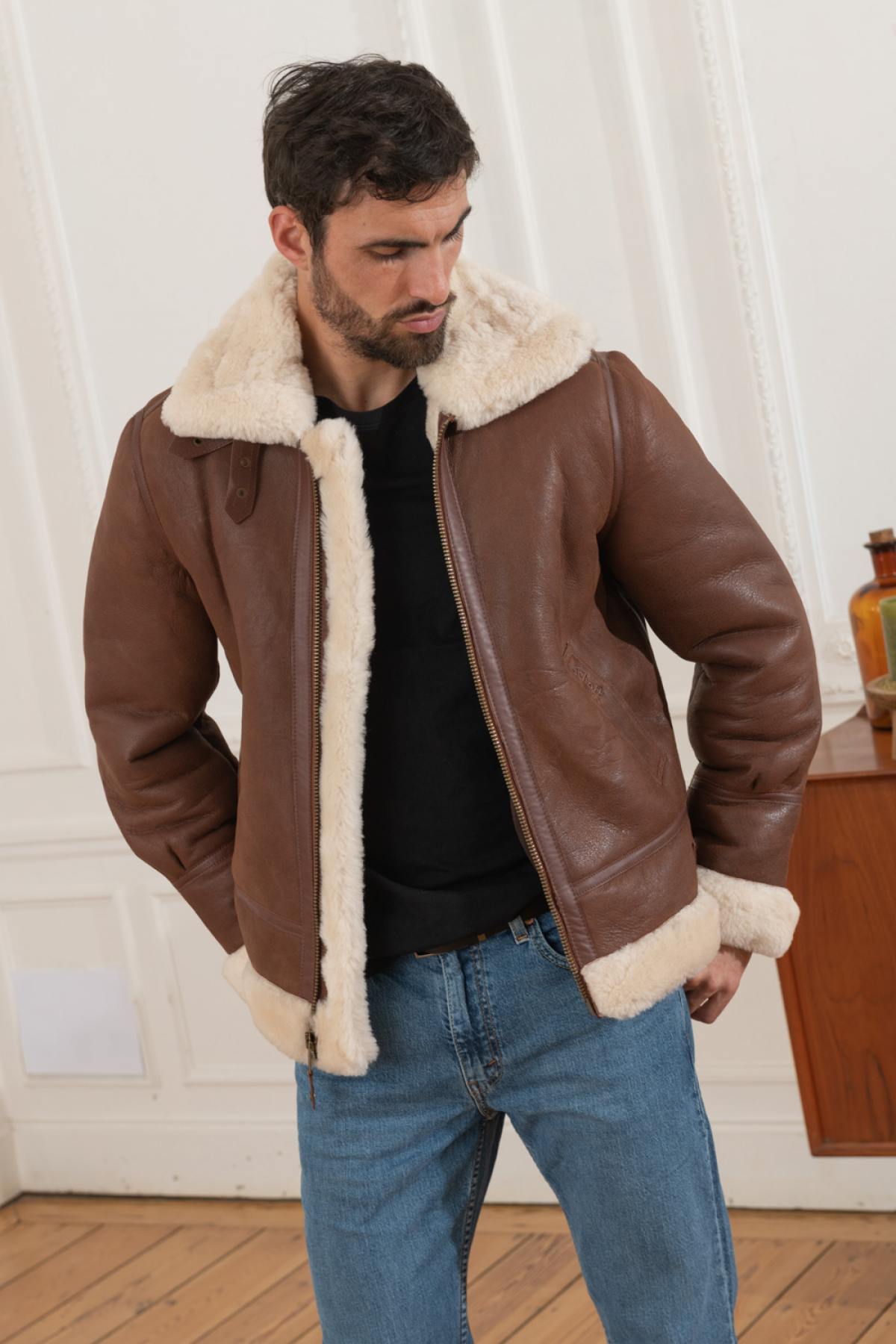 US Army B-3 bomber in cognac shearling - Image n°3