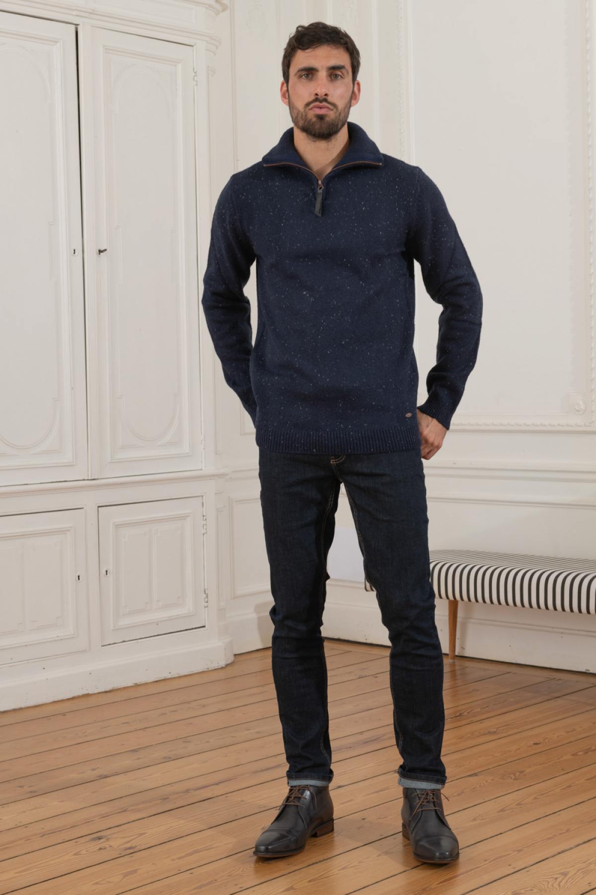 Navy blue sweater with trucker collar - Image n°3