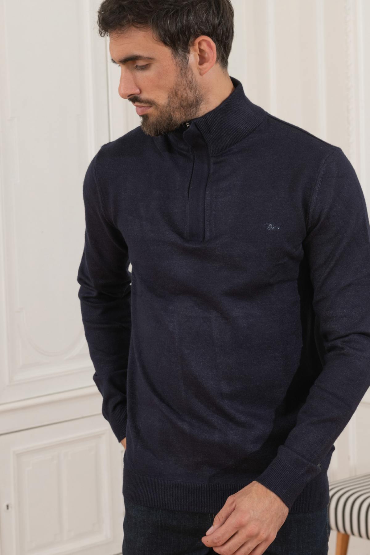 Navy blue high neck sweater - Image n°1