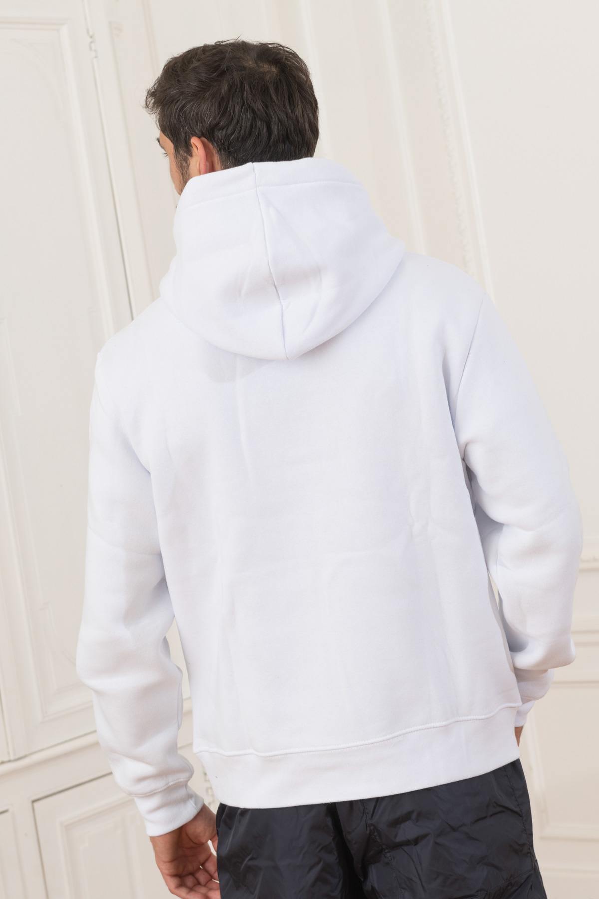 Plain White Hooded Sweater - Image n°3