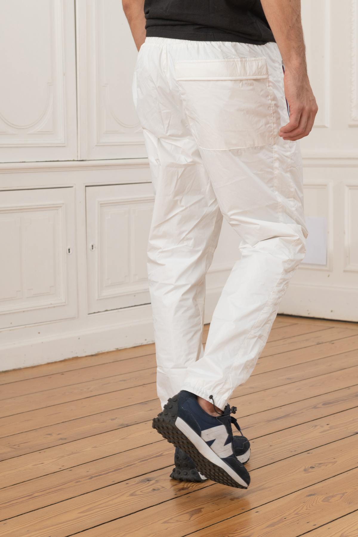 Plain White Sweatpants - Image n°5