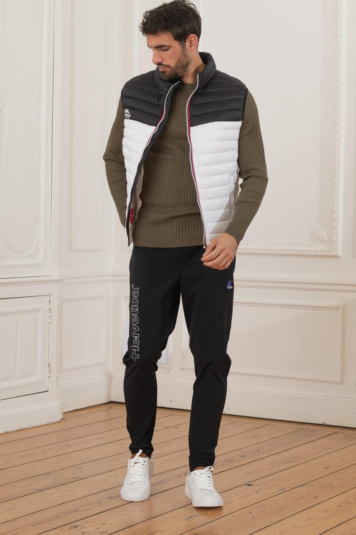 White and black sleeveless down jacket - Image n°3